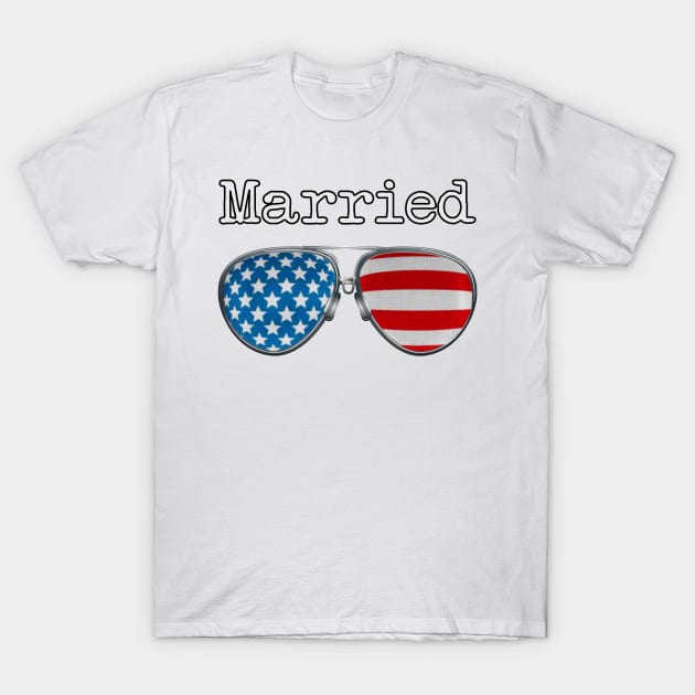 USA PILOT GLASSES MARRIED T-Shirt by SAMELVES